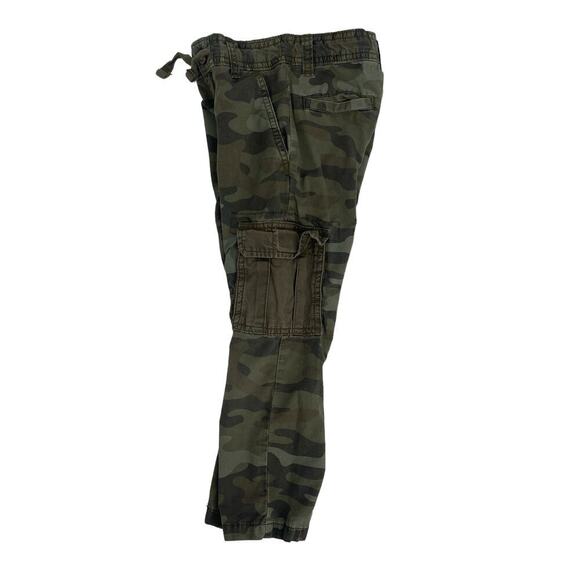 Carter’s Kids Boys Green Camouflage Cargo Pants Size 5 - Picture 3 of 6